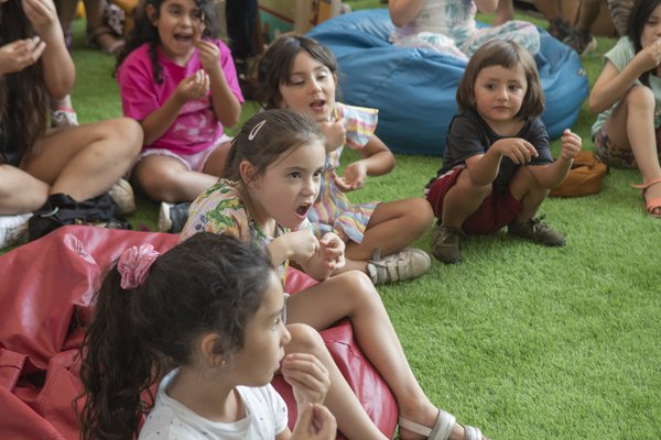 Taller de teatro Audiencias 20220720_123929.jpg Taller Lengua Señas Cred. Patricio Melo (5).jpg