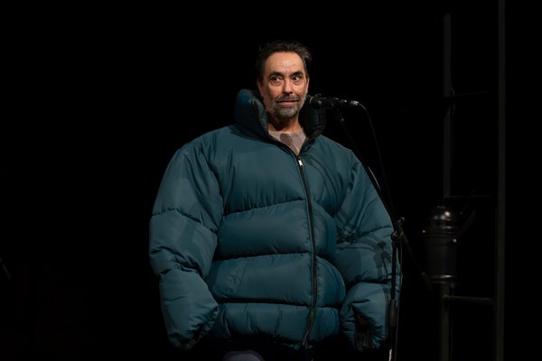 Continuidad de las cajeras.jpg dino-03.jpg