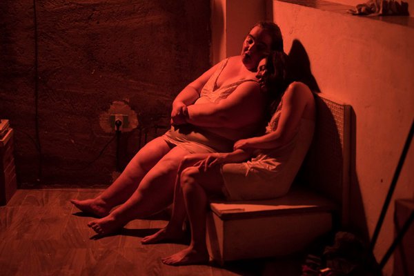  lo unico que necesita actriz.jpeg